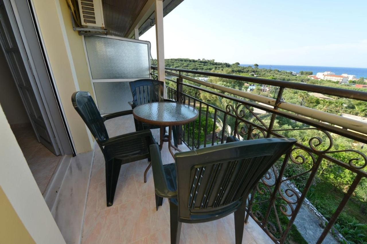 Alta Vista Hotell Plános Exteriör bild