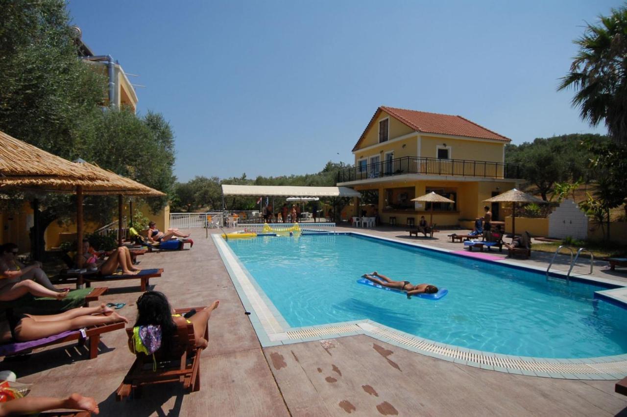 Alta Vista Hotell Plános Exteriör bild