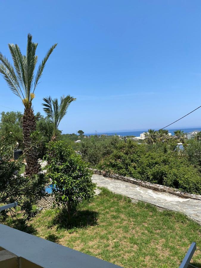 Alta Vista Hotell Plános Exteriör bild